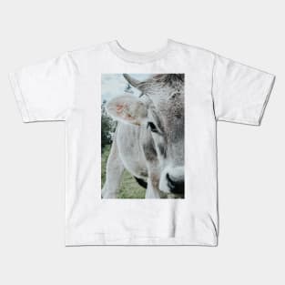 Cow close-up Kids T-Shirt